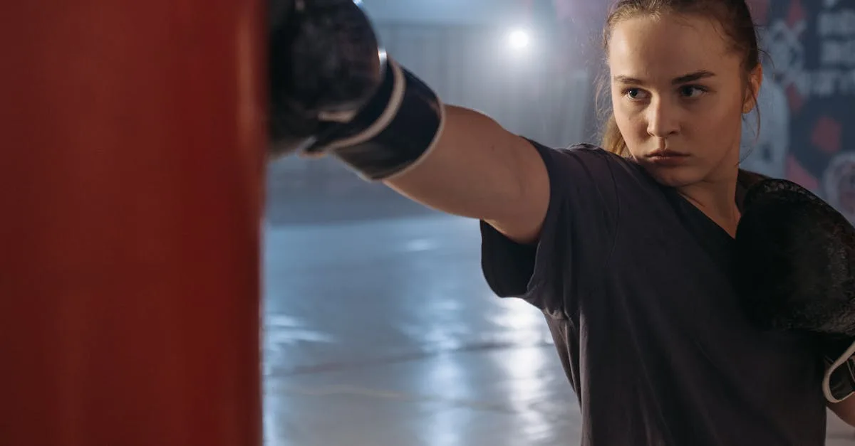 découvrez le monde passionnant du mma (mixed martial arts) : combats intenses, techniques variées et athlètes de haut niveau. tout ce que vous devez savoir sur les disciplines, les événements et la culture du mma.